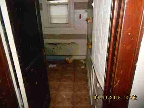 6342 Colfax (23)_m.jpg